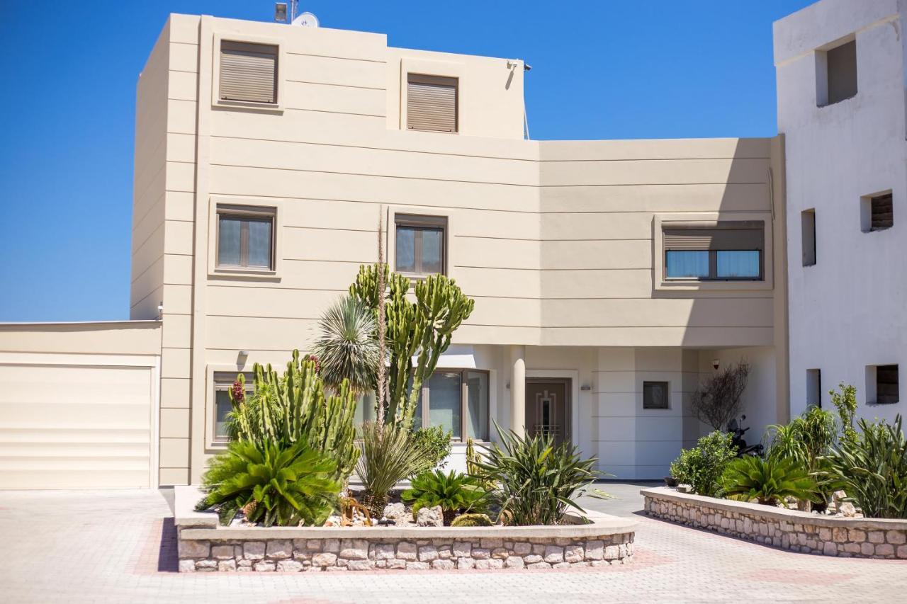 Des & Coo Luxury Villa With Private Pool Φαληράκι Εξωτερικό φωτογραφία