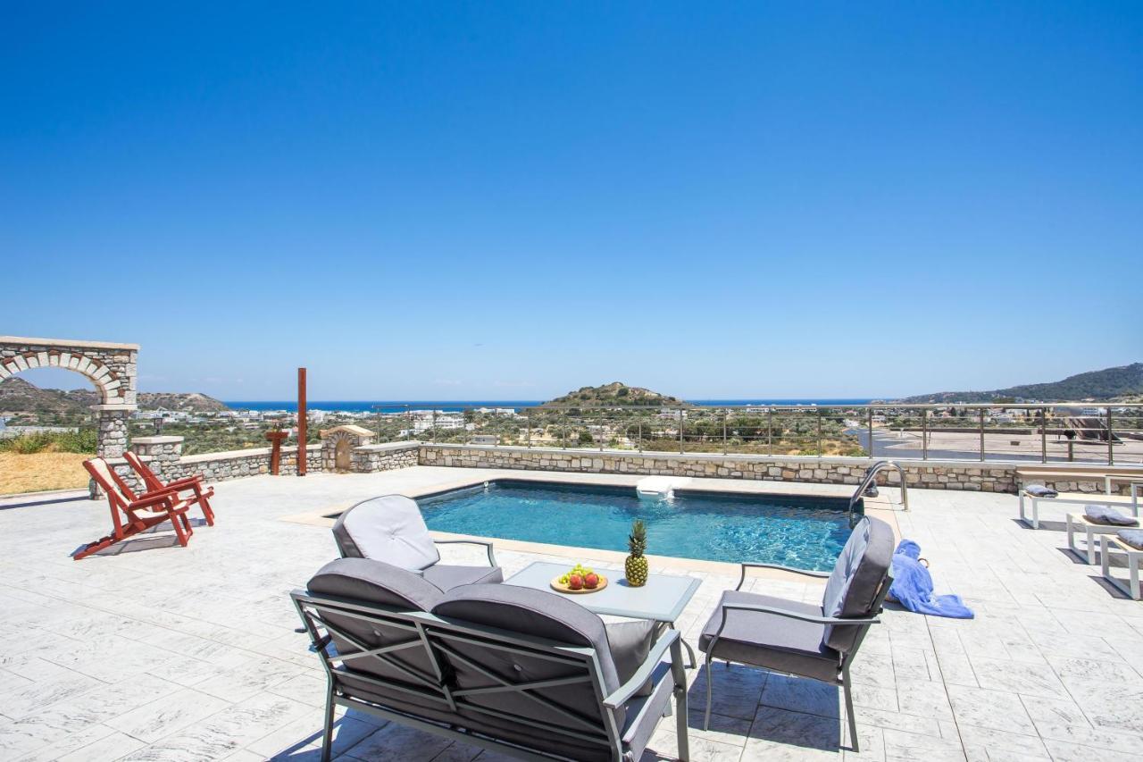 Des & Coo Luxury Villa With Private Pool Φαληράκι Εξωτερικό φωτογραφία
