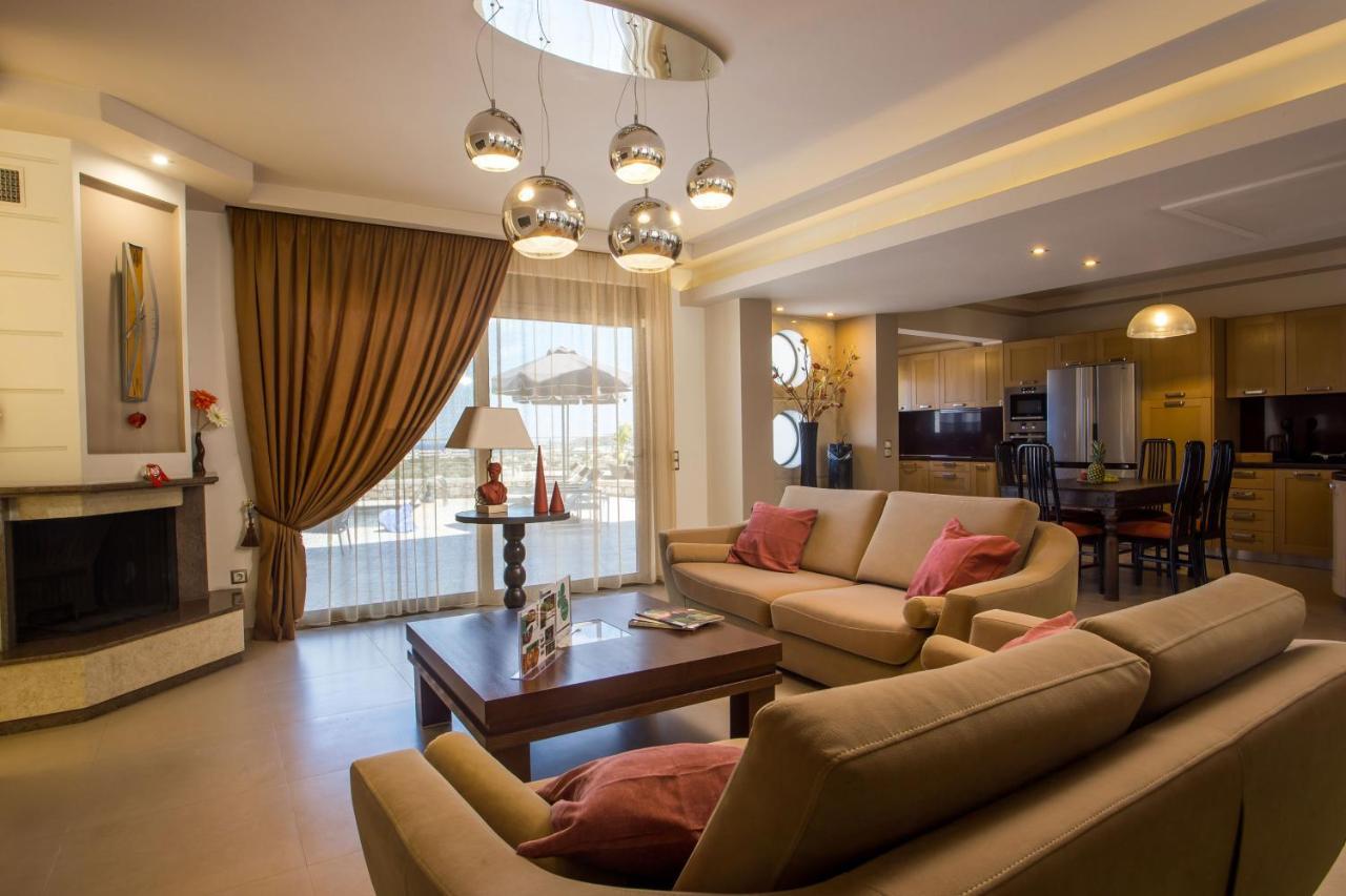Des & Coo Luxury Villa With Private Pool Φαληράκι Εξωτερικό φωτογραφία