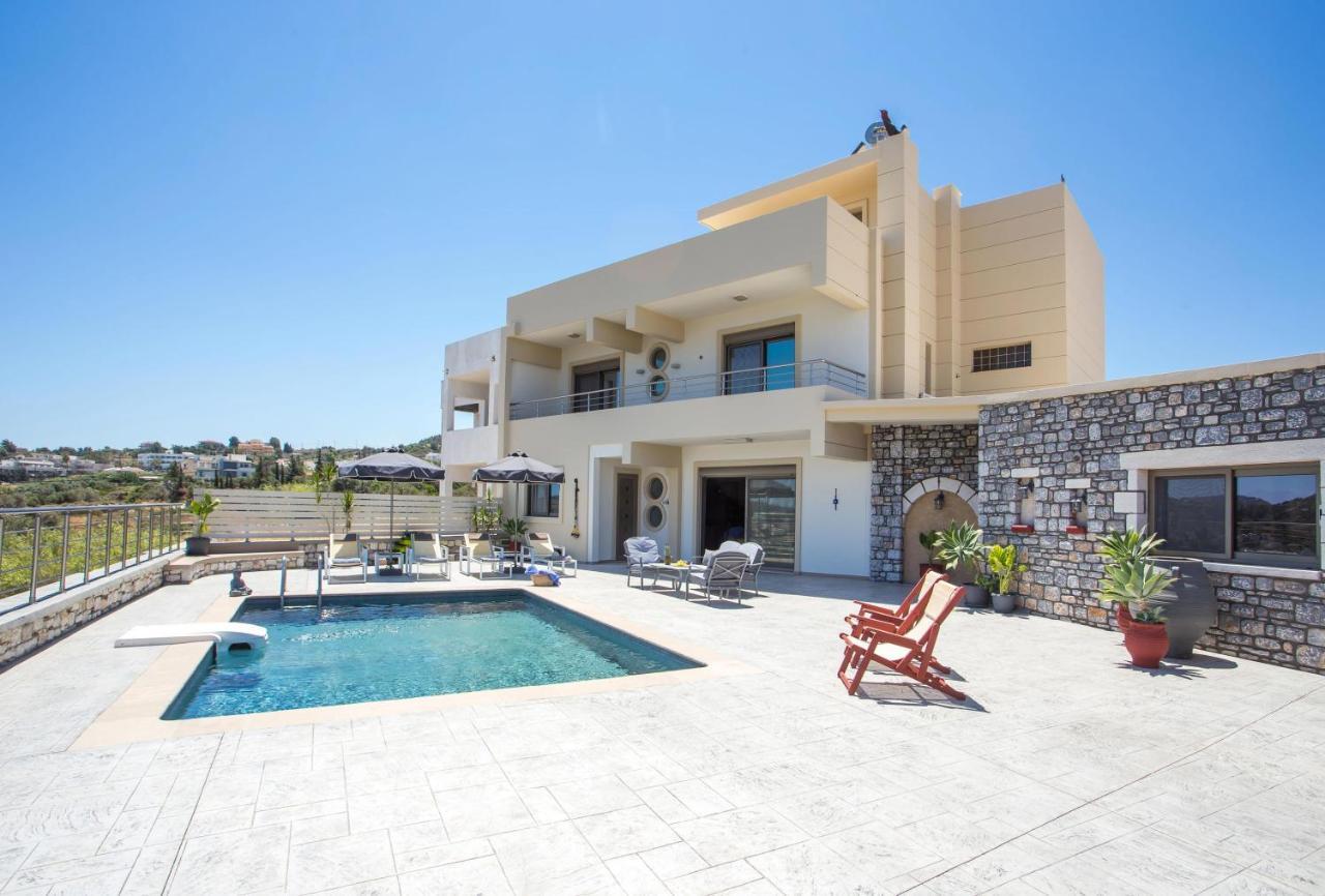 Des & Coo Luxury Villa With Private Pool Φαληράκι Εξωτερικό φωτογραφία