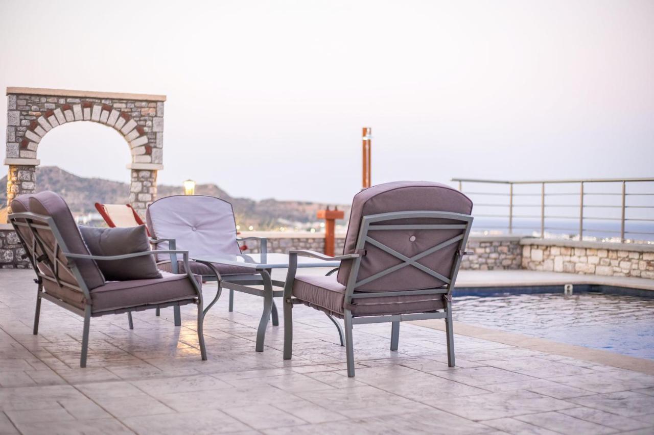 Des & Coo Luxury Villa With Private Pool Φαληράκι Εξωτερικό φωτογραφία